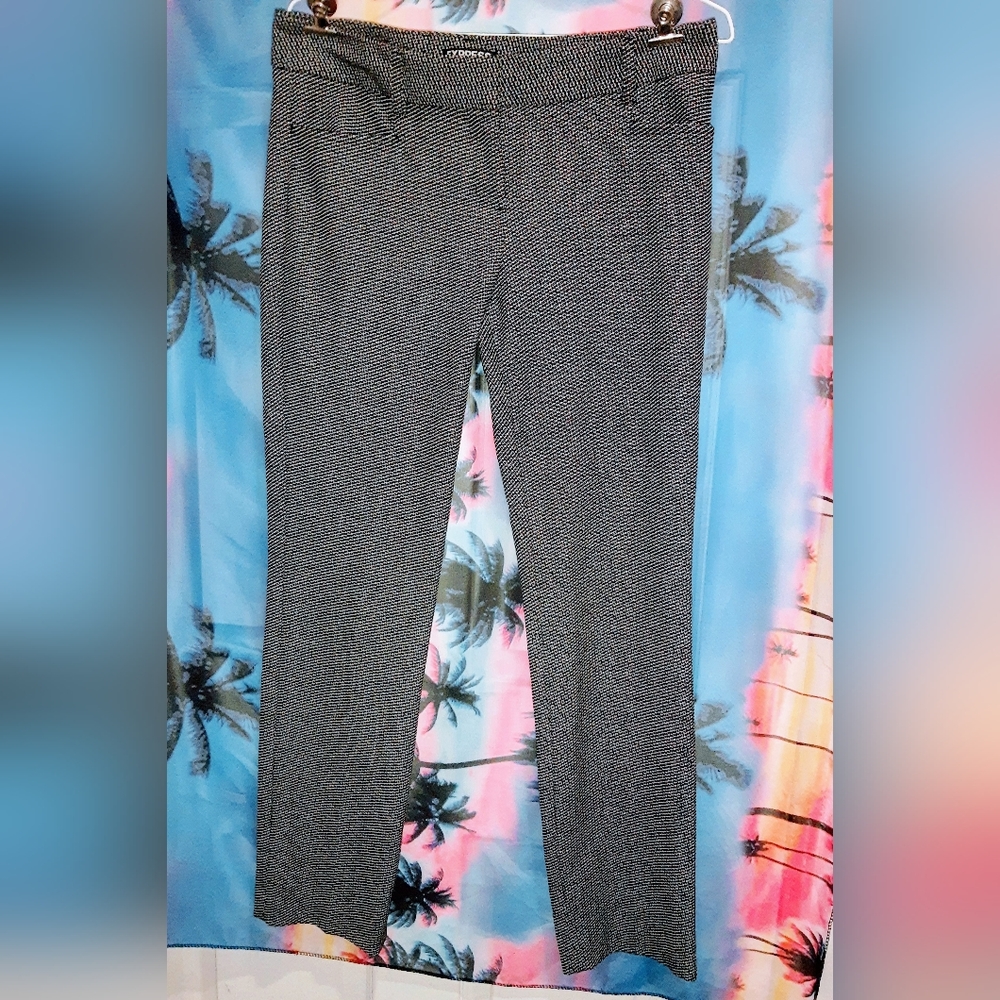 Express Columnist Black & White Pattern Dress Trousers
